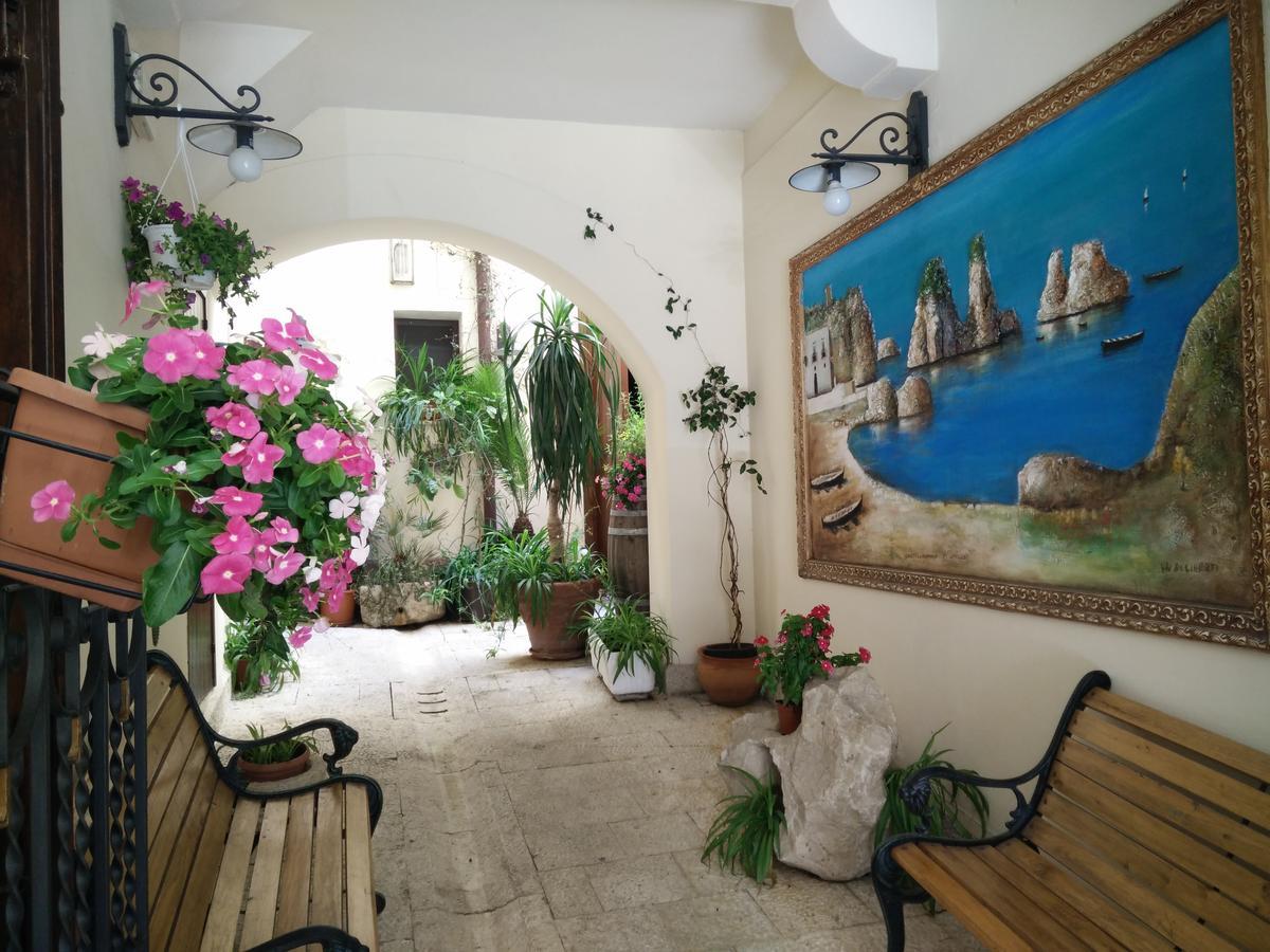 Locanda Scirocco Aparthotel Castellammare del Golfo Exteriör bild